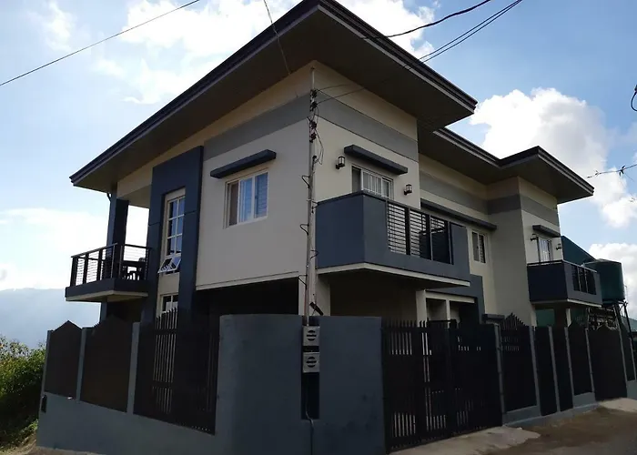 Restful 3Br Hillside Duplex House