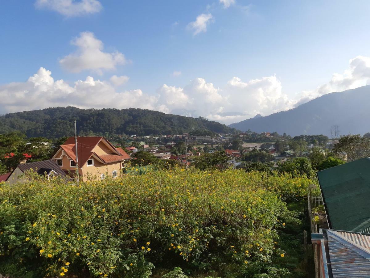 Holiday home Restful 3br Hillside Duplex House *