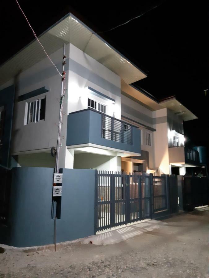 Holiday home Restful 3br Hillside Duplex House *
