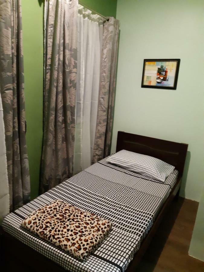 Restful 3br Hillside Duplex House Holiday home